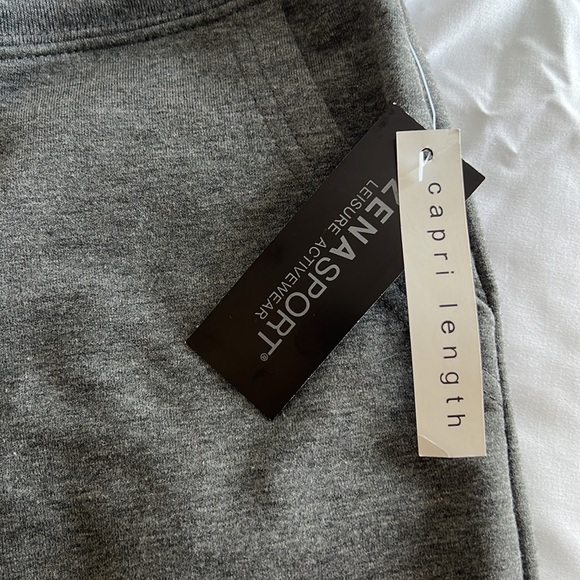 NWT size L Zenasport activewear capri gray pants - Picture 3 of 7
